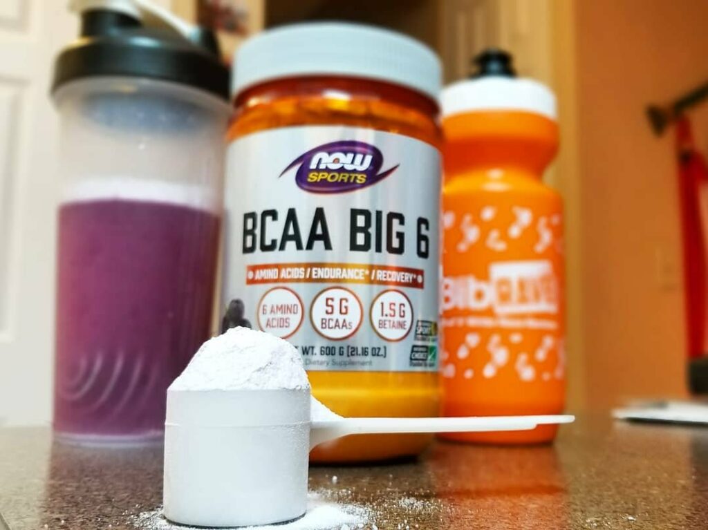 AHORA Revisión del producto BCAA Big 6: CORRO CON CERVEZA