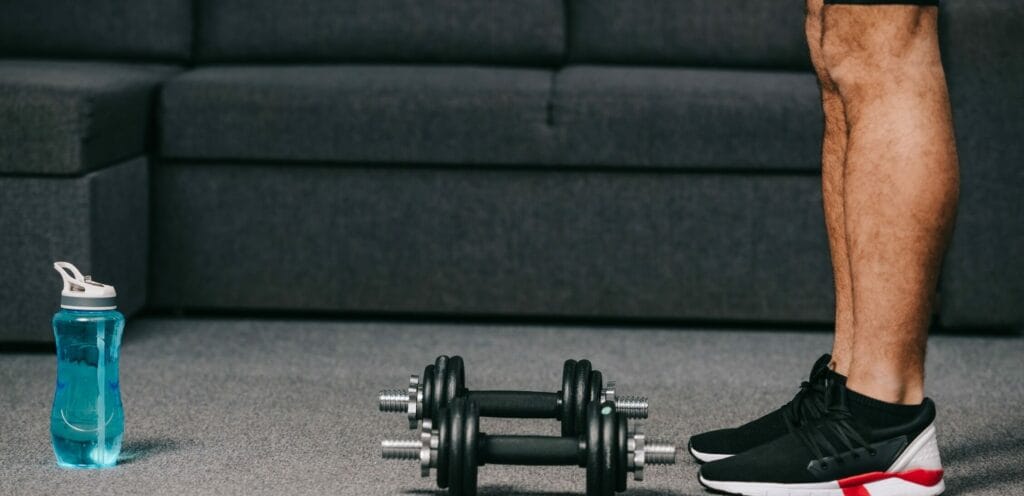 Cuerpo completo de rutina 3 días para maximizar los resultados